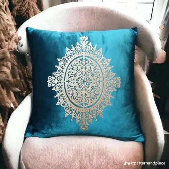 Bridal Luxuary Laser Cusions Cover